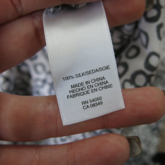 100% Silk Jones New York Blouse Top - Picture 11 of 11